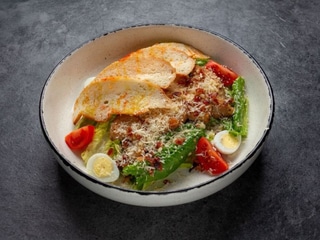 САЛАТ ЦЕЗАР З КУРКОЮ