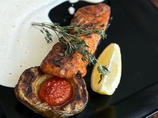 Лосось у вершковому соусі