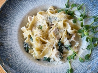 З КУРКОЮ І ШПИНАТОМ 