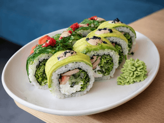 ТАТАКІ РОЛ З ТУНЦЯ