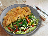 Салат з шніцелем