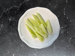 Огірок Свіжий.