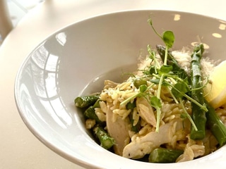 POLLO LIMONE E ASPARAGI