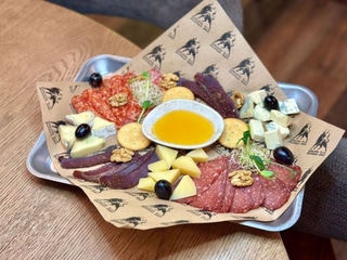 Асорті антіпасті