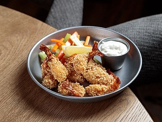 Креветки в панко з соусом гремолат