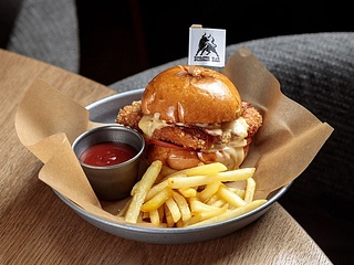 Гамбургер з курятиною кріспі