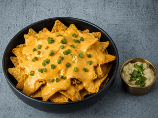 Nachosy + sos serowy