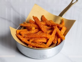 BATÁTOVÉ HRANOLKY, KEČUP