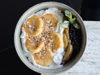 Сирники на вершково-сметанковому кремі 