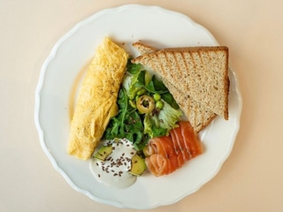 Cніданкова база МОНЕ 