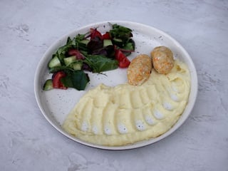 Курячі котлети з картопляним пюре