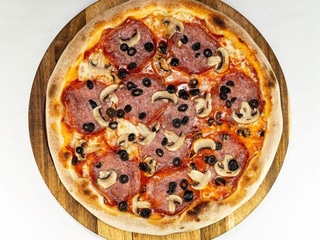 Pizza - Salami e Fungi