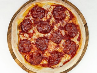 Pizza - Salamová