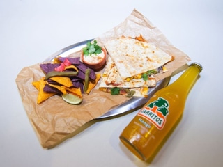 Quesadilla 25cm v menu