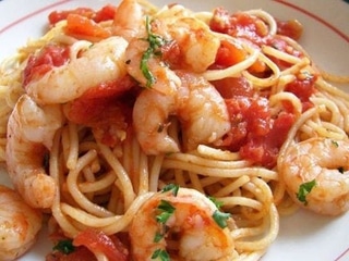 Spaghetti con Gamberi e peperoncino 