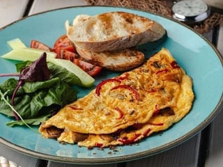 Омлет з сиром