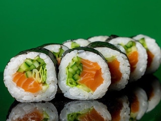 Futomaki losos 8ks
