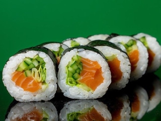 Futomaki losos - 8ks