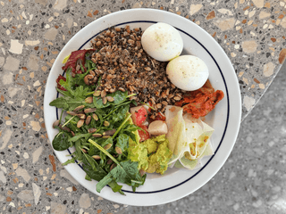 Сніданкова база зі спельтою та кіноа + кімчі