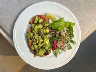 Авокадо тост