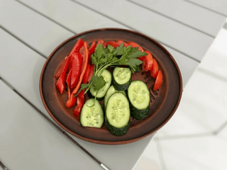 Свіжі овочі з грядки