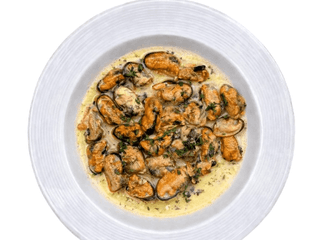 Mussel meat in creamy sause 