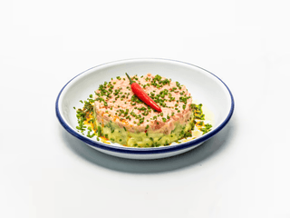Red tuna tartare