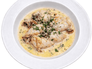 Baby squid in creamy sausе 