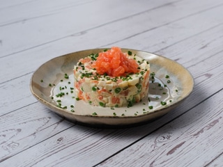 Salata 'Olivier' cu somon