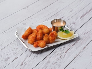 Cozi de creviți Tiger crocante cu sos aioli-kimchi
