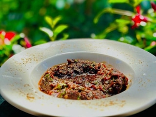 Чашушулi з телячими щiчками