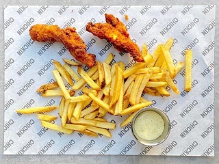 2x strips - kids menu