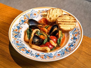 СОТЕ З МОРЕПРОДУКТІВ