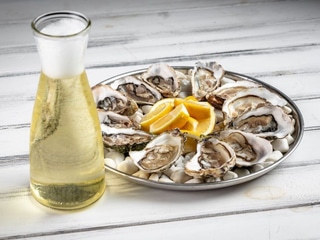 ДЮЖИНА - устричний дегустаційний сет