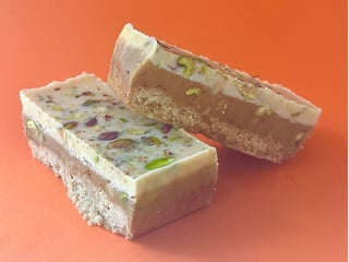 Wegański baton pistacjowy