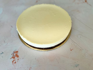 Sernik z białą czekoladą