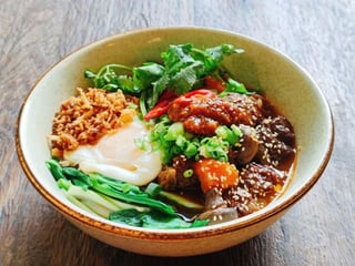 BRAISED BEEF NOODLES