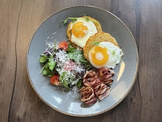 Український сніданок