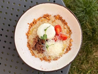 Вівсянка з томленою яловичиною