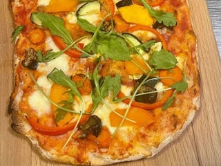 Pinsa vegetariana s dýní 