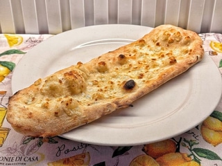 Чіабата з моцарелою