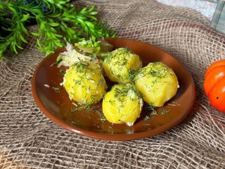 Варена картопля з часником