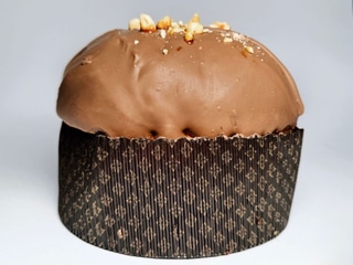 PANETTONE З ФУНДУЧНИМ ПРАЛІНЕ