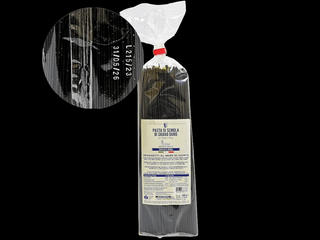 Спагетті з чорнилом каракатиці