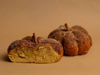 Pumpkin bun