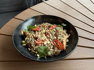 Локшина WOK з куркою