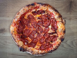 3. Salami picante