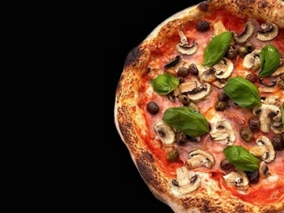 1/2 Capricciosa