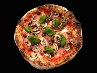 14. Capricciosa
