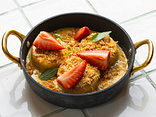 DELICATE COTTAGE CHEESE PANCAKES (SYRNYKY) IN A VANILLA CREAM SAUCE